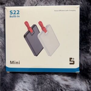 Mini S22 Built-in Charger - Black and White